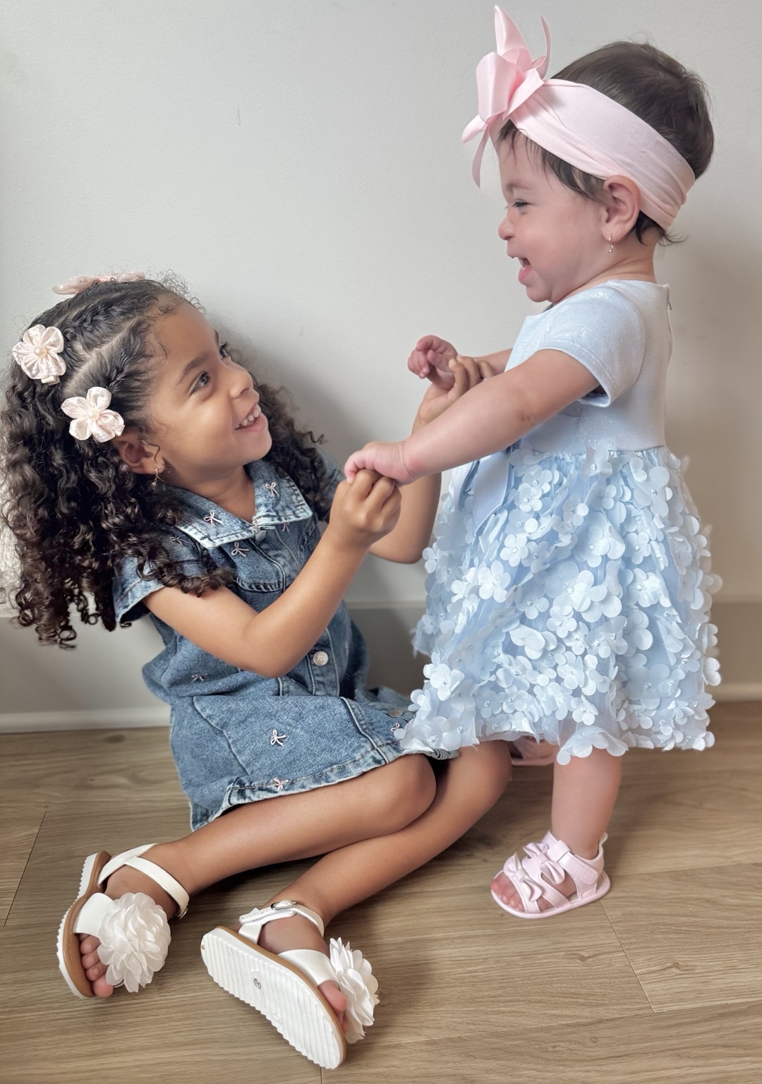 Marielis's two daughters together